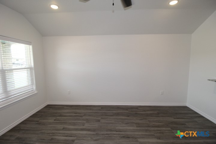 118 Wind Ridge Drive, Unit A Copperas Cove, TX 76522 - Photo 3 of 12