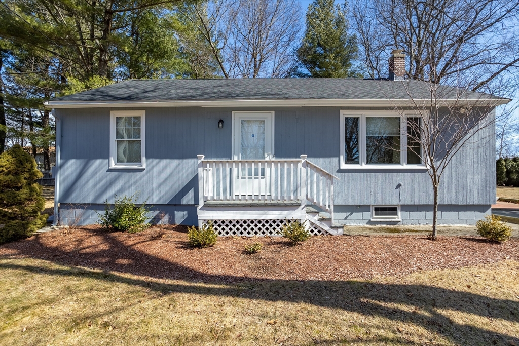 86 Wayside Road Worcester, MA 01605 - Photo 1 of 37 Gallery Image 1