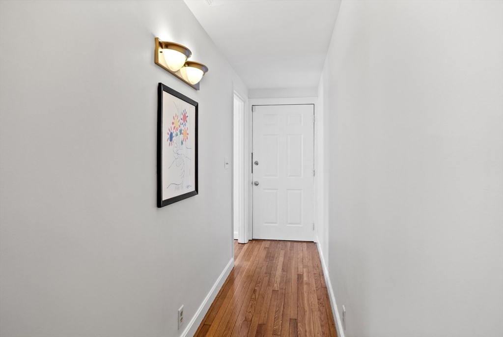 86 Wayside Road Worcester, MA 01605 - Photo 21 of 37 Gallery Image 21