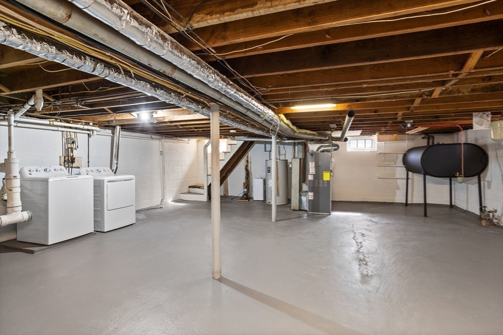 86 Wayside Road Worcester, MA 01605 - Photo 30 of 37 Gallery Image 30