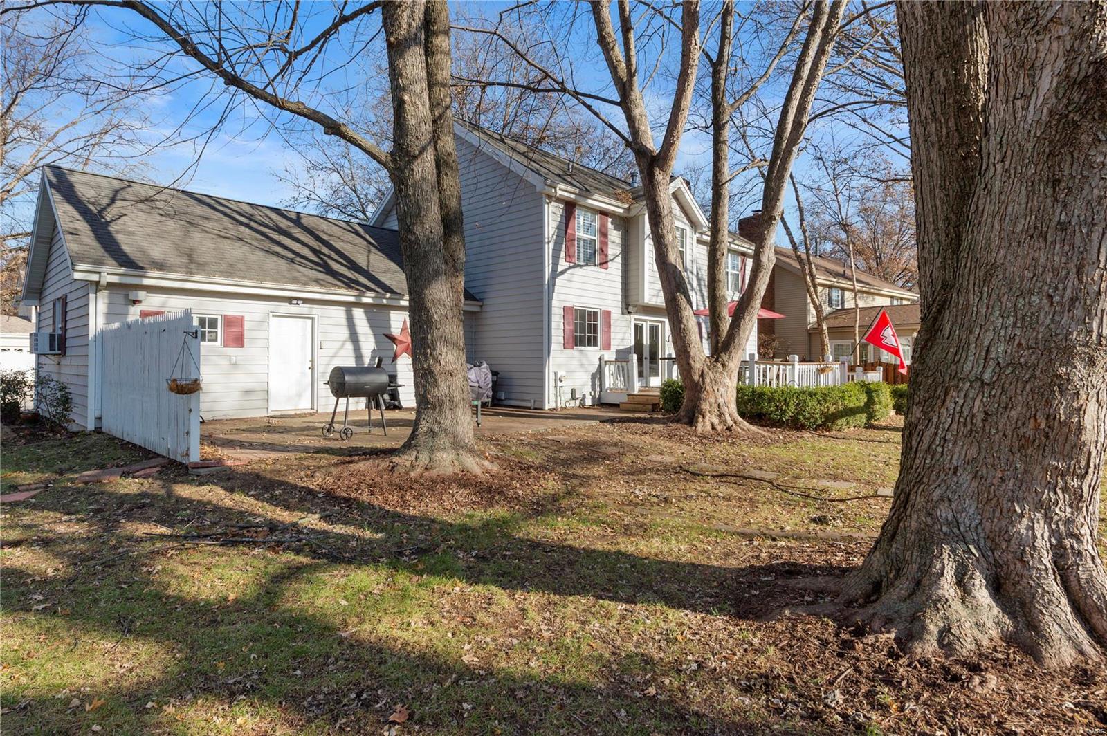 32 Connemara Road St. Peters, MO 63376 - Photo 2 of 22