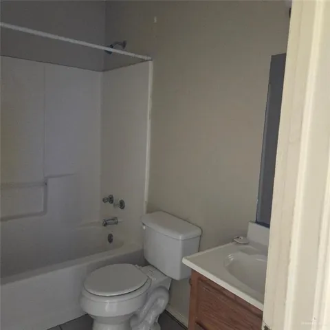$650 | 3915 South Alamo Road, Unit 10, Edinburg, TX 78542