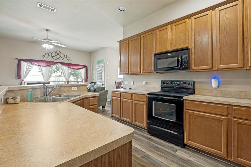 105 High Meadow Road Red Oak, TX 75154 - Photo 13 of 25