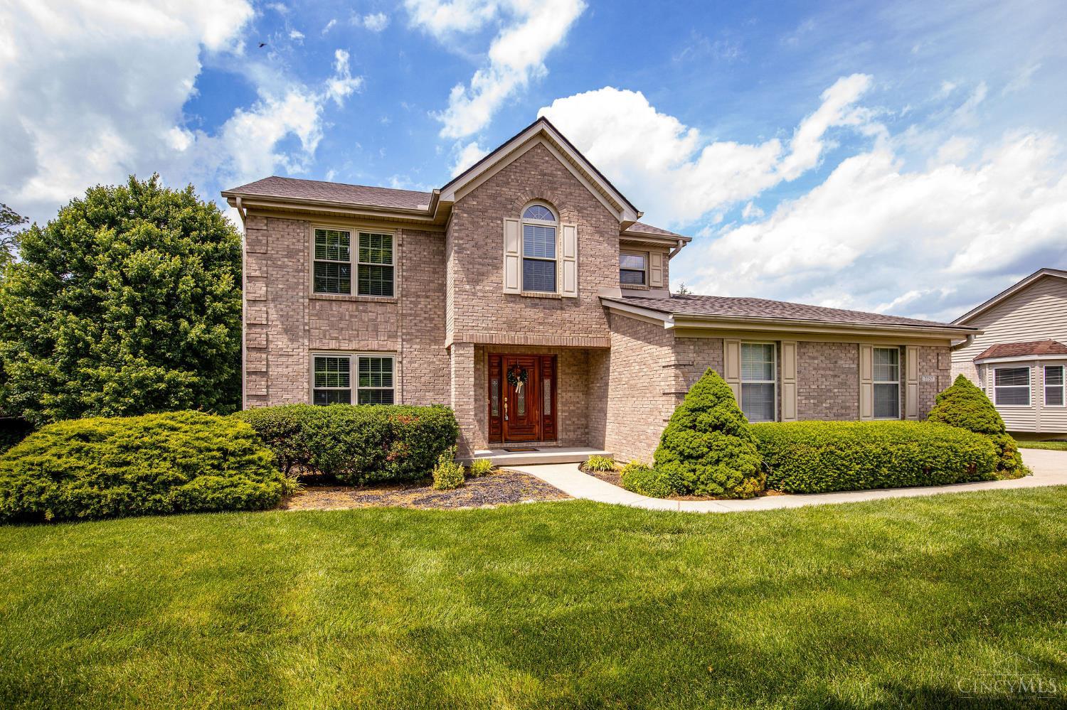 7757 Austin Ridge Drive Cincinnati, OH 45247 - Photo 2 of 55