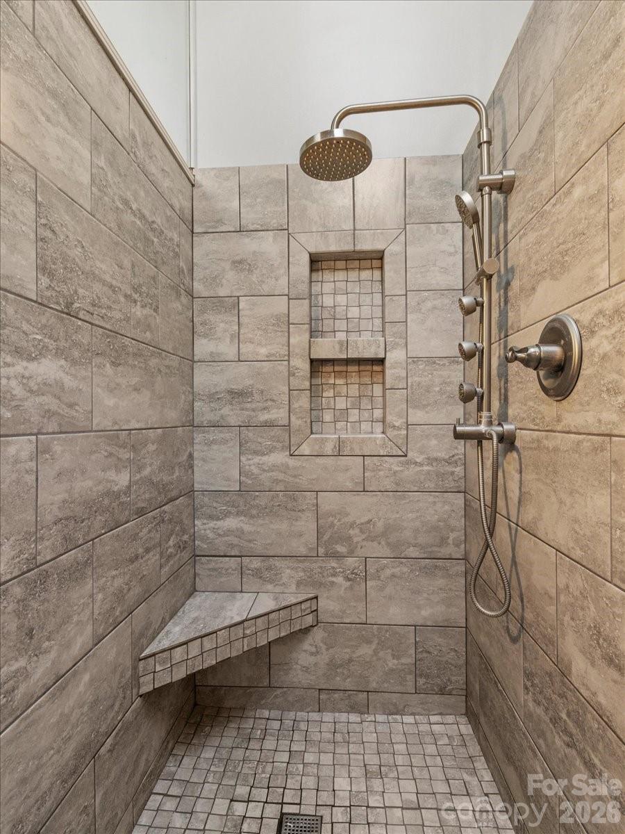 68 Acorn Road Asheville, NC 28804 - Photo 20 of 47 Gallery Image 20