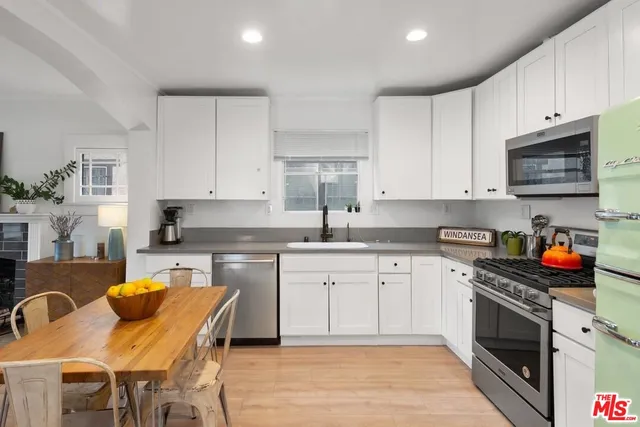 $5,200 | 1728 West 39th Street, Los Angeles, CA 90062