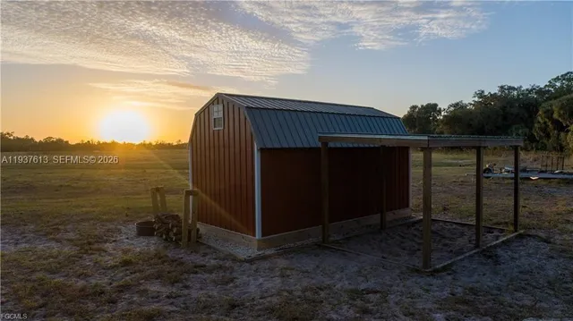 $350,000 | 894 Cemetery Road, LaBelle, FL 33935