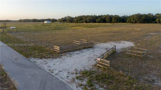 $350,000 | 894 Cemetery Road, LaBelle, FL 33935