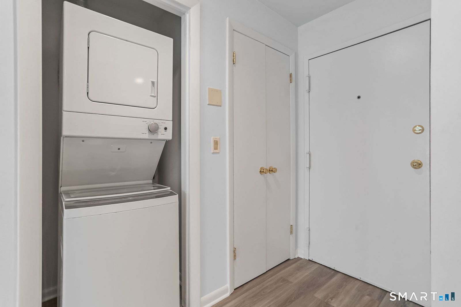 47 Cedar Street, Unit 2 Norwalk, CT 06854 - Photo 15 of 20