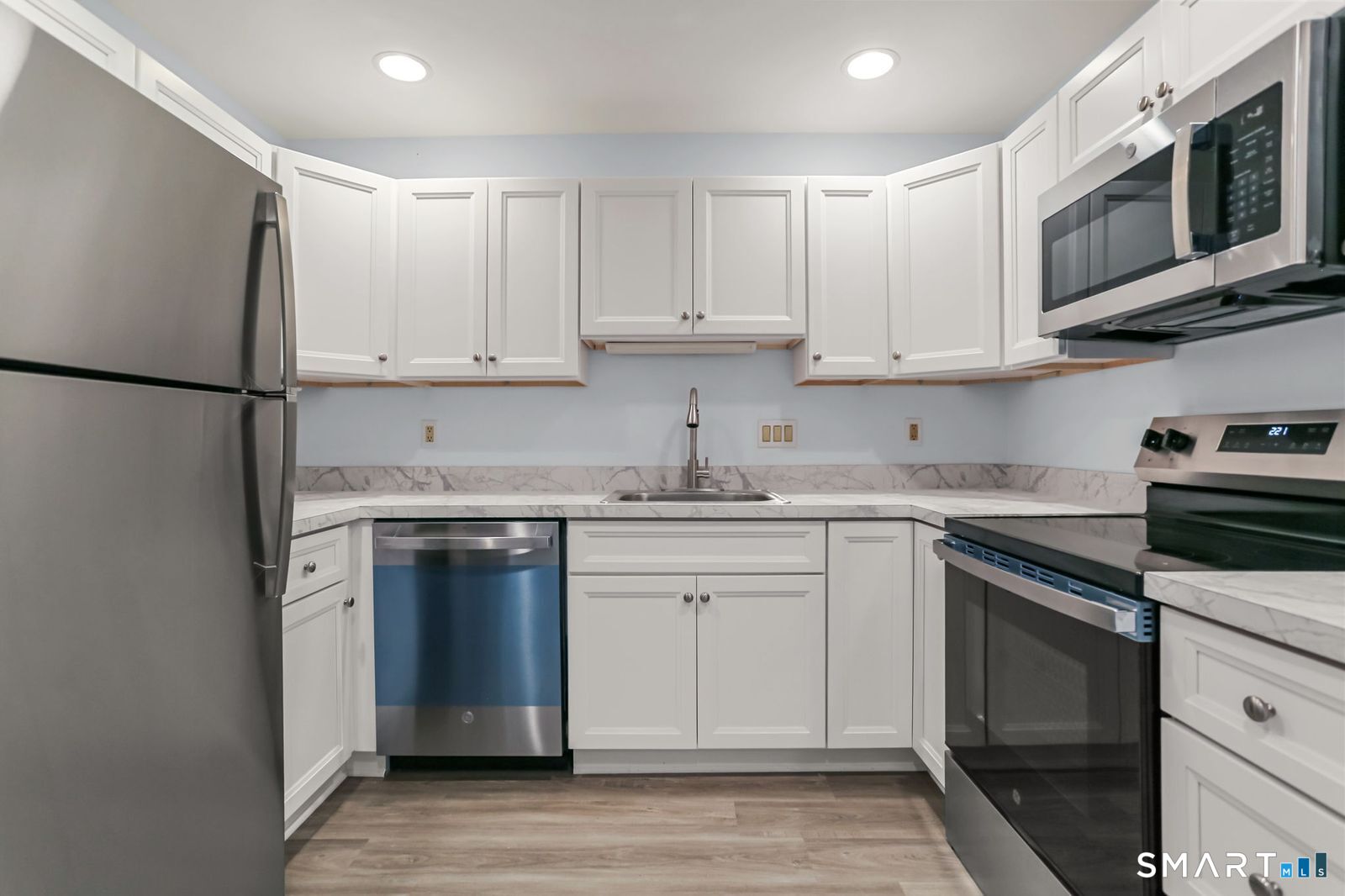 47 Cedar Street, Unit 2 Norwalk, CT 06854 - Photo 2 of 20