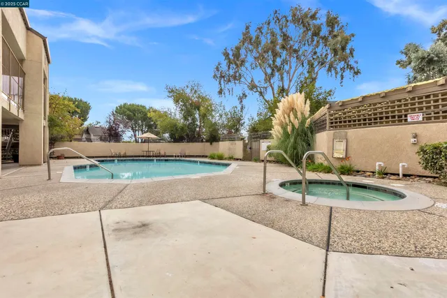 $415,000 | 29583 Vanderbilt Street, Unit 310, Hayward, CA 94544