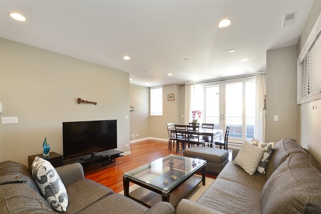 1465 West Grand Avenue, Unit 2 Chicago, IL 60642 - Photo 3 of 15