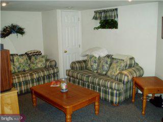 257 Avon Road Springfield, PA 19064 - Photo 5 of 6