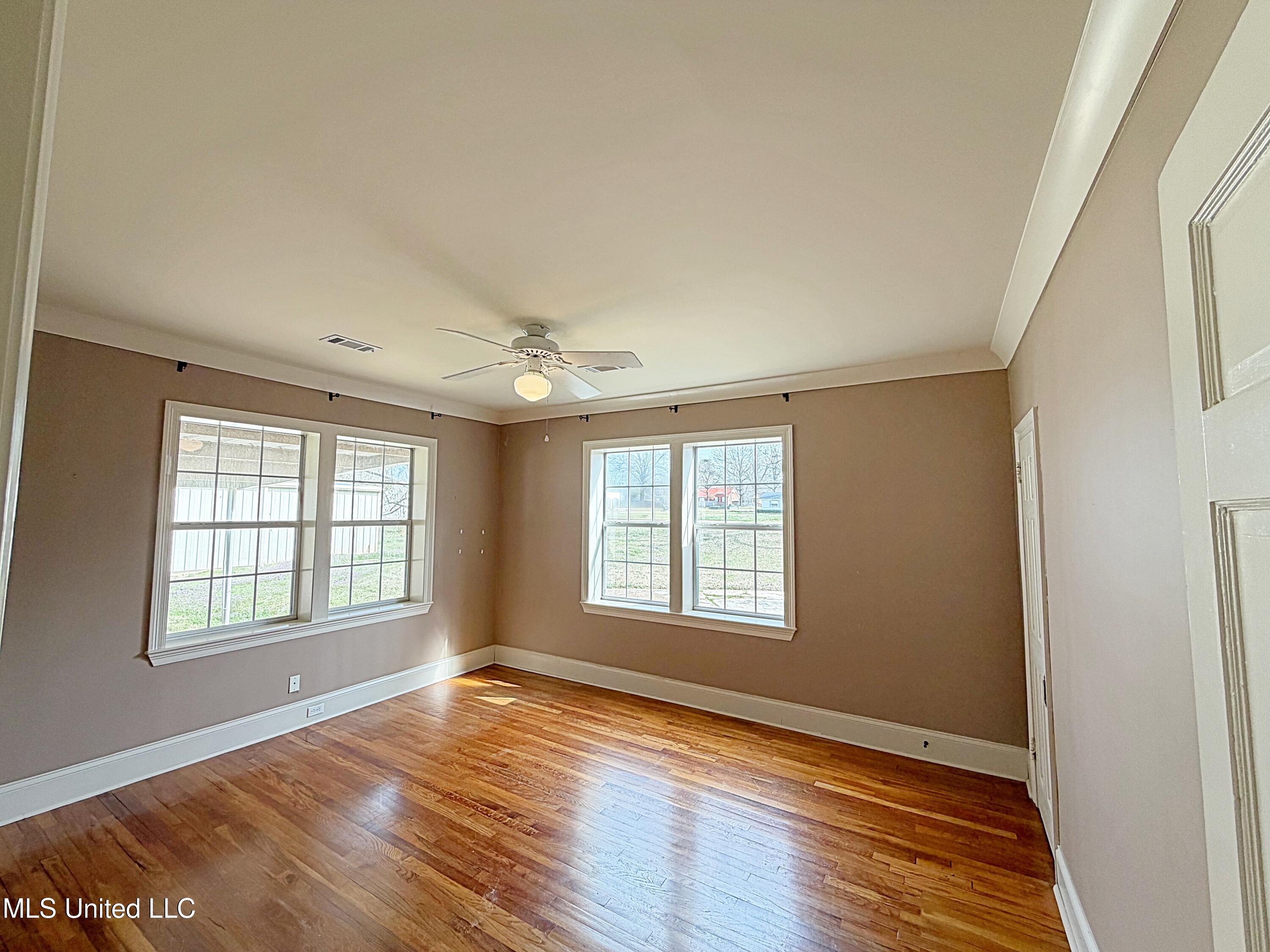 220 North Pearl Street Carthage, MS 39051 - Photo 17 of 33 bedroom 3