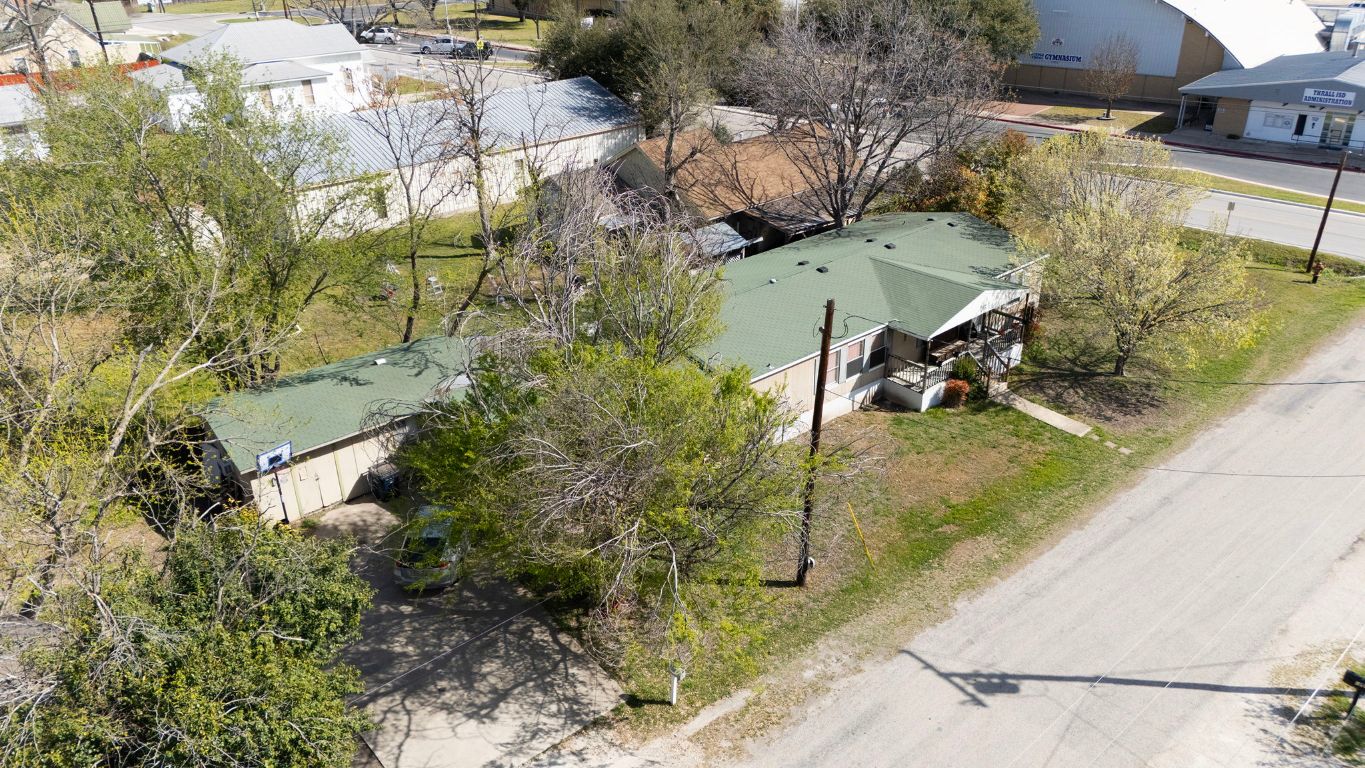 209 East Sheldon Avenue Thrall, TX 76578 - Photo 13 of 20 an aerial view of a house with a yard