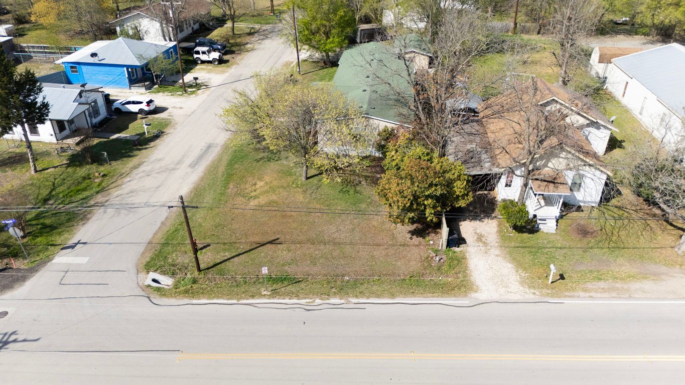 209 East Sheldon Avenue Thrall, TX 76578 - Photo 14 of 20 a view of a yard of the house