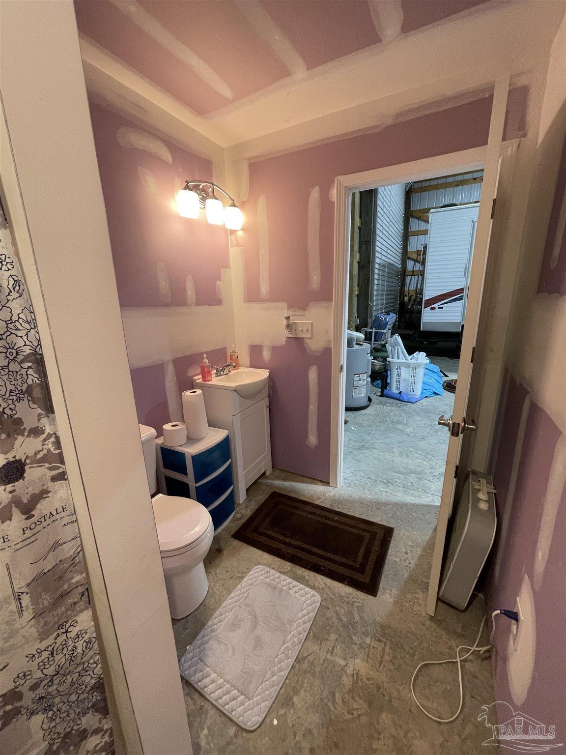 1335 Sid Hayes Road Jay, FL 32565 - Photo 8 of 14 Gallery Image 8