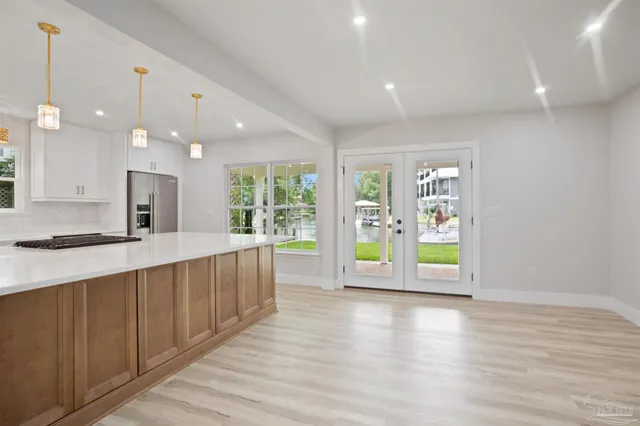 $800,000 | 4560 Sabine Drive, Gulf Breeze, FL 32563