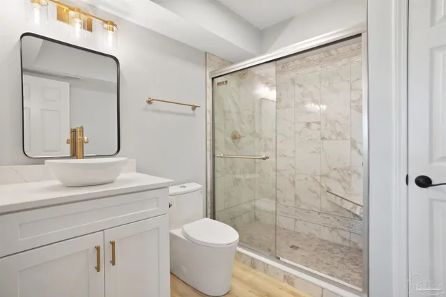 $800,000 | 4560 Sabine Drive, Gulf Breeze, FL 32563