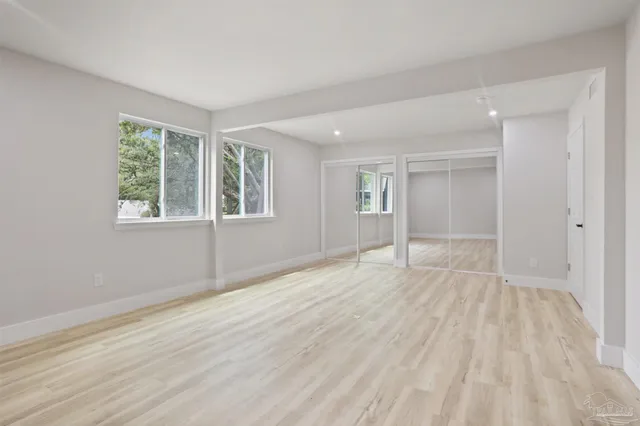 $800,000 | 4560 Sabine Drive, Gulf Breeze, FL 32563