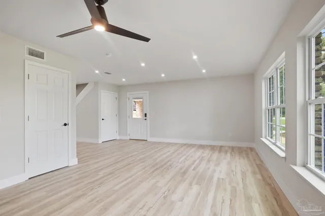 $800,000 | 4560 Sabine Drive, Gulf Breeze, FL 32563