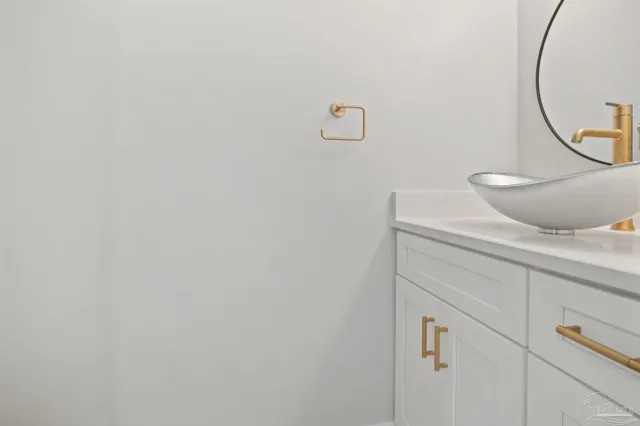 $800,000 | 4560 Sabine Drive, Gulf Breeze, FL 32563