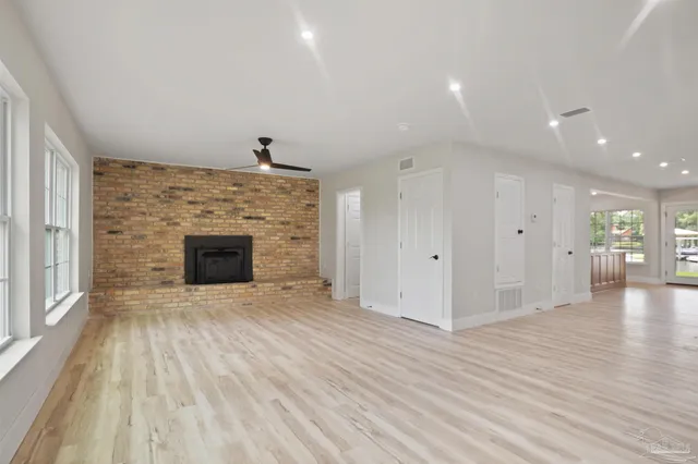 $800,000 | 4560 Sabine Drive, Gulf Breeze, FL 32563