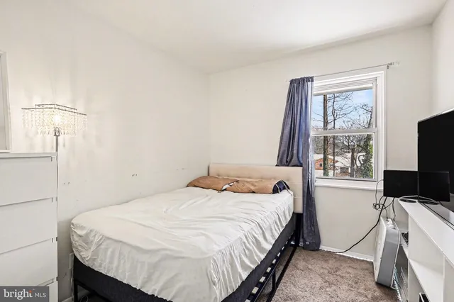 $745,000 | 7112 Dalhouse Street, Springfield, VA 22151