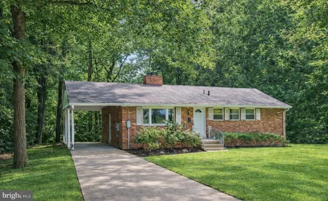 $745,000 | 7112 Dalhouse Street, Springfield, VA 22151