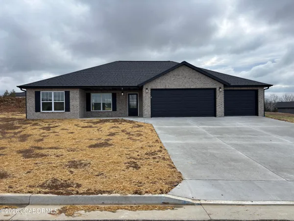 5728 Summerbrook Drive, Jefferson City, MO 65109