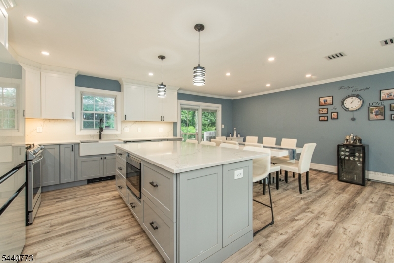 646 Reba Road Mount Arlington, NJ 07850 - Photo 4 of 22