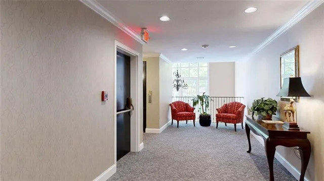 $225,000 | 25205 Plantation Drive Northeast, Unit 205, Atlanta, GA 30324