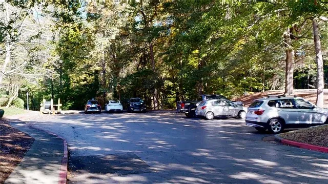 $225,000 | 25205 Plantation Drive Northeast, Unit 205, Atlanta, GA 30324