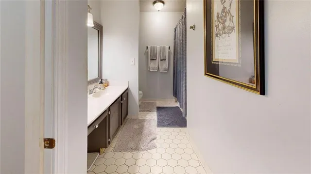 $225,000 | 25205 Plantation Drive Northeast, Unit 205, Atlanta, GA 30324