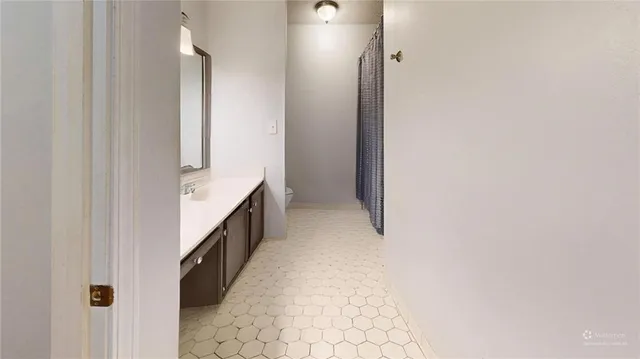 $225,000 | 25205 Plantation Drive Northeast, Unit 205, Atlanta, GA 30324