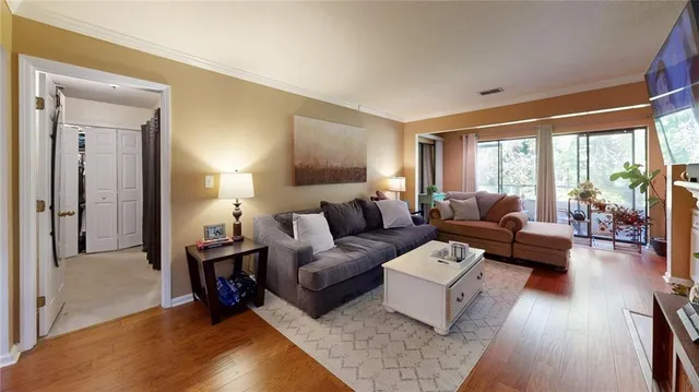 $225,000 | 25205 Plantation Drive Northeast, Unit 205, Atlanta, GA 30324
