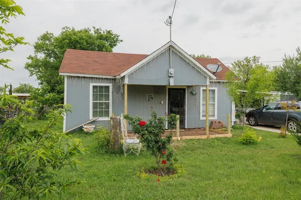 $155,000 | 308 West 5th Street, Coleman, TX 76834