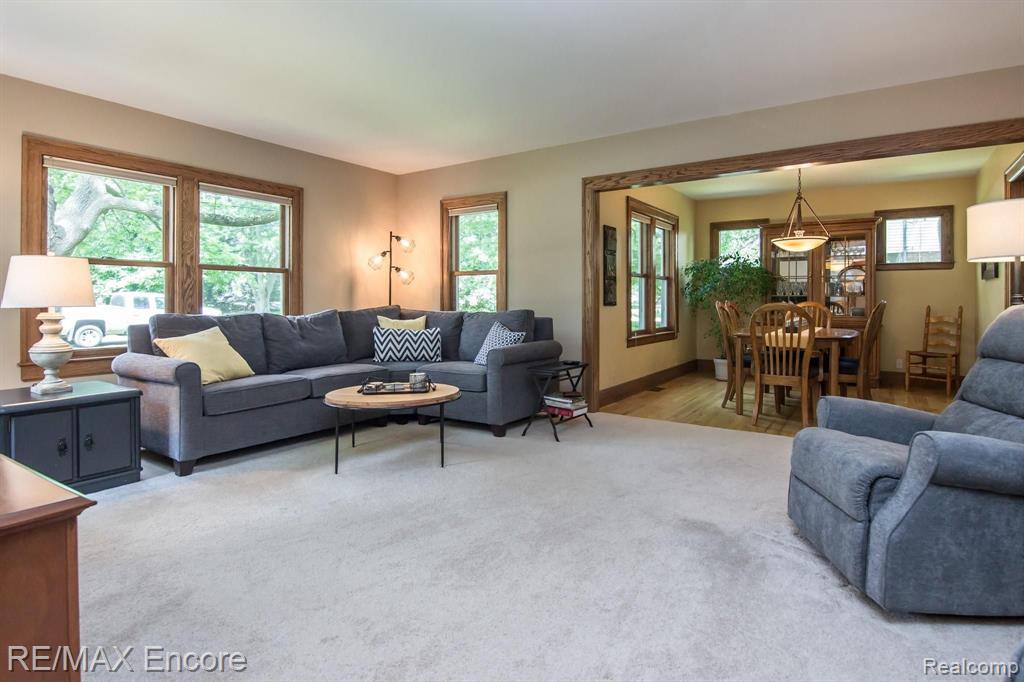 2645 Hickory Lawn Road Rochester Hills, MI 48307 - Photo 5 of 39