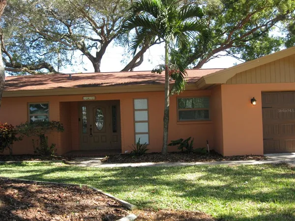 $2,700 | 1479 Ruth Road, Dunedin, FL 34698