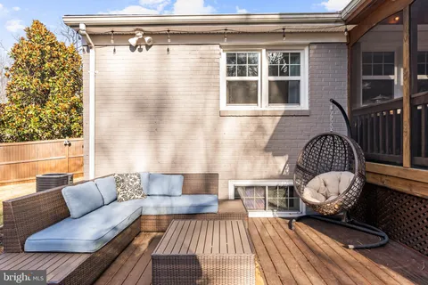 $895,000 | 2001 Paul Spring Parkway, Alexandria, VA 22308