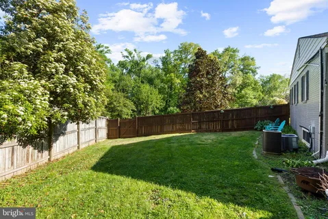 $895,000 | 2001 Paul Spring Parkway, Alexandria, VA 22308