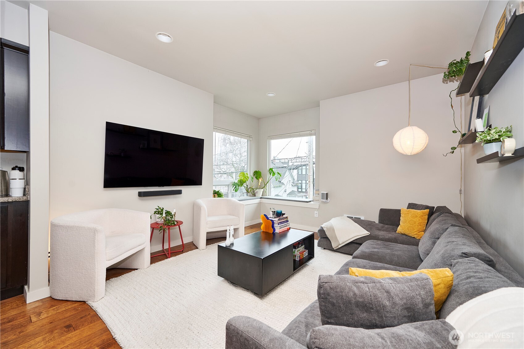 554 Prospect Street Seattle, WA 98109 - Photo 12 of 23