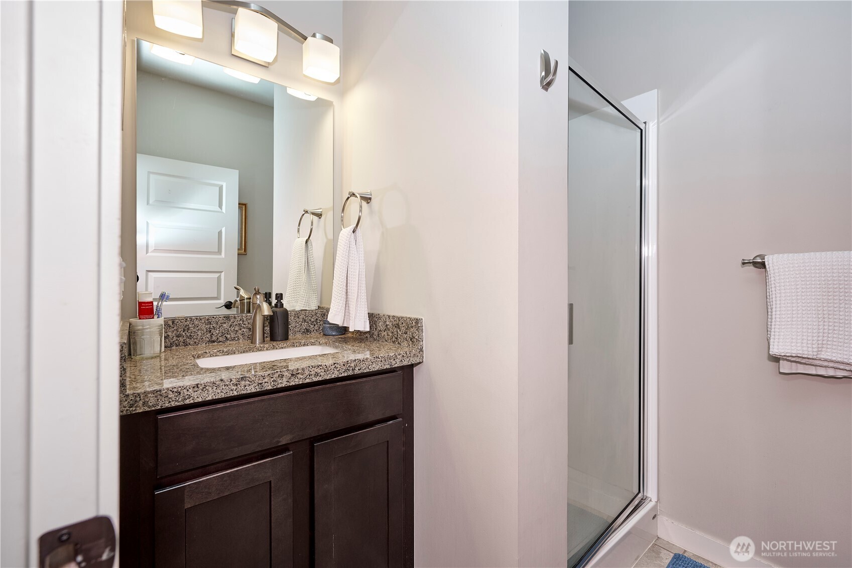 554 Prospect Street Seattle, WA 98109 - Photo 13 of 23