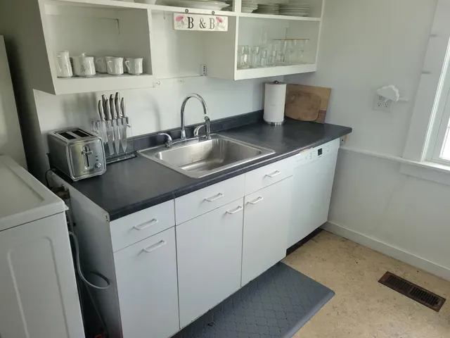 $2,400 | 477 Highway 63, Chesterfield, NH 03443