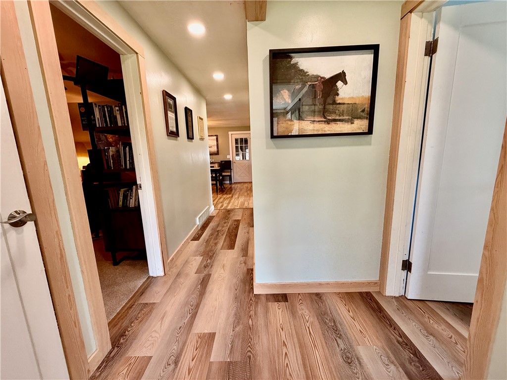 582 Brooks Road Henrietta, NY 14586 - Photo 27 of 37