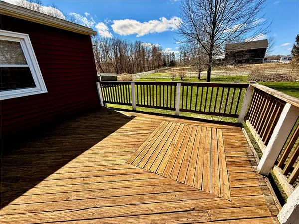 $174,900 | 582 Brooks Road, Henrietta, NY 14586