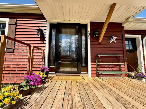 $174,900 | 582 Brooks Road, Henrietta, NY 14586