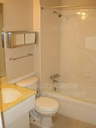 $950 | 6508 South 1st Street, Unit 101, Austin, TX 78745