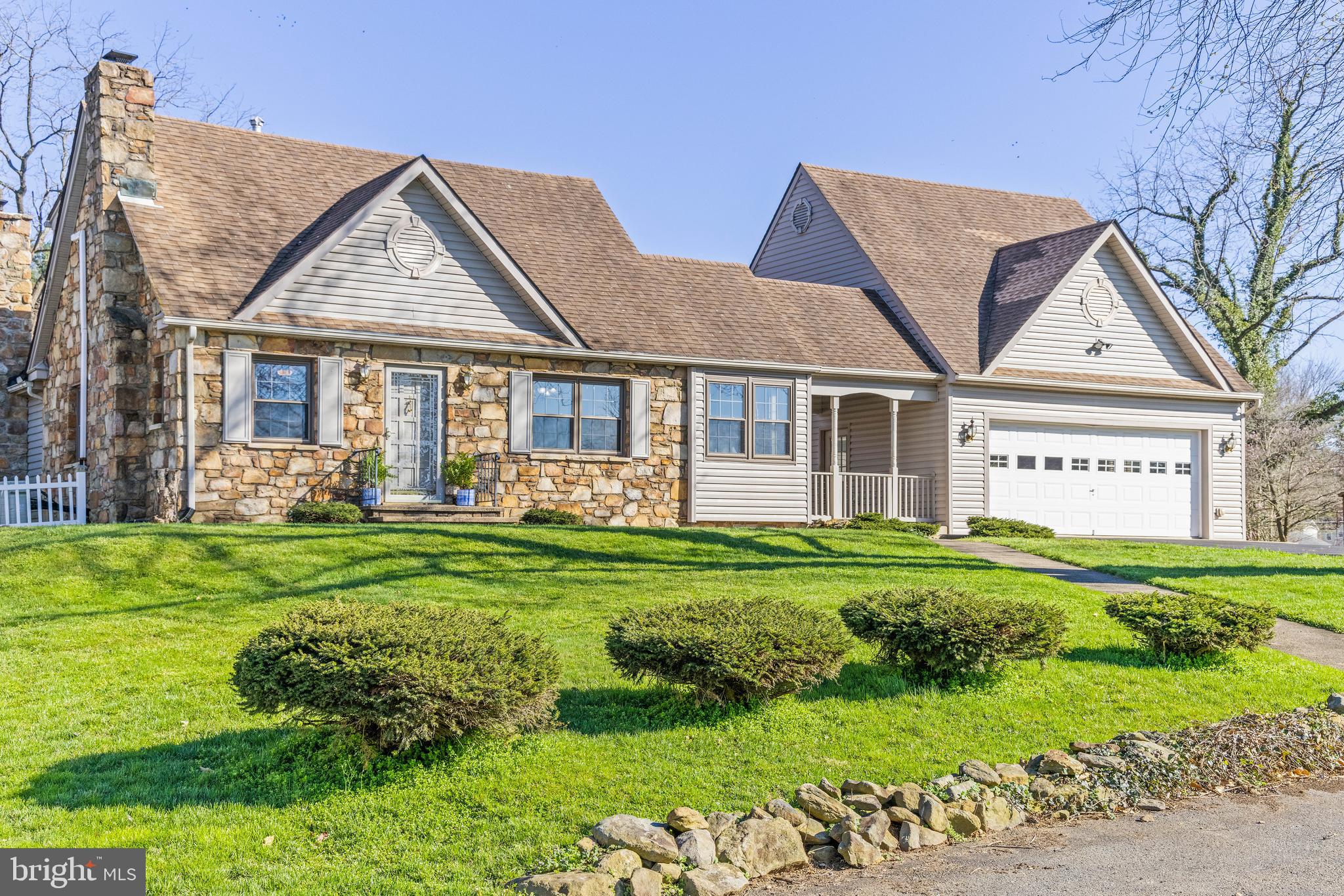 Welcome to 105 Moser Rd!