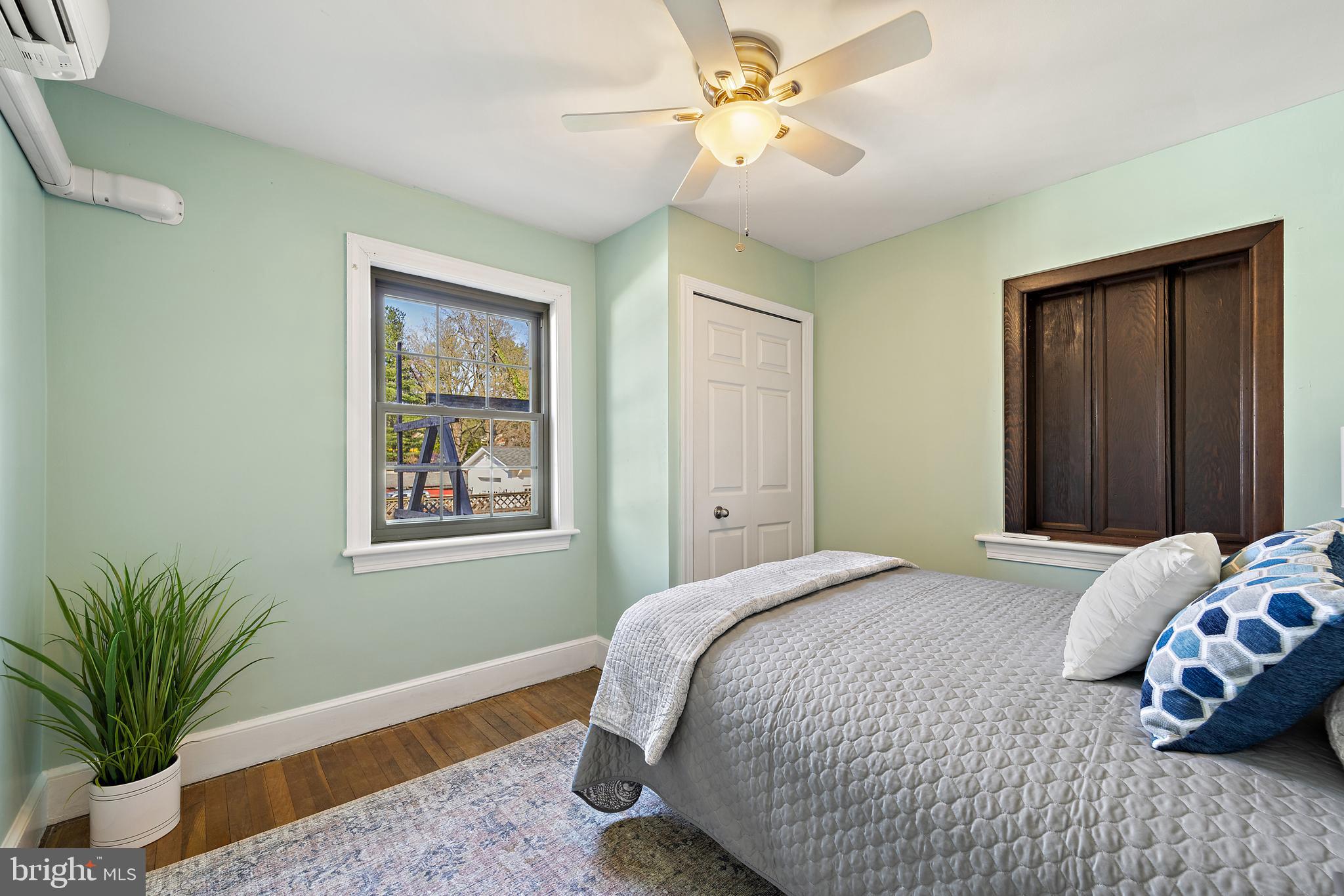 105 Moser Road Warrenton, VA 20186 - Photo 16 of 47 ...large enough